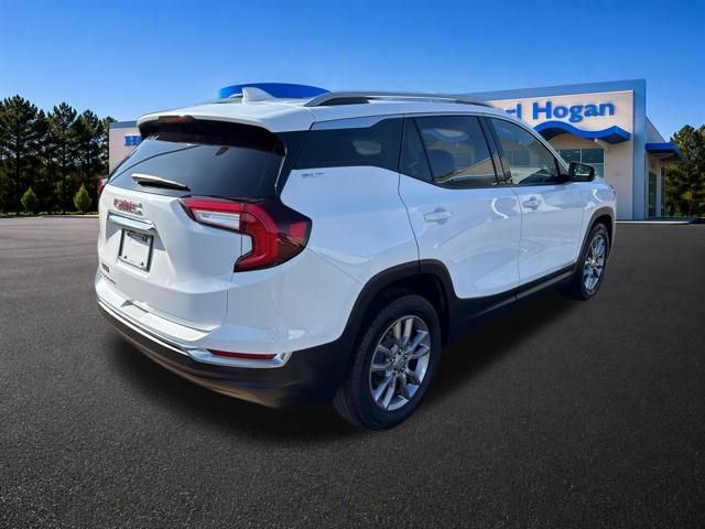 Used 2024 GMC Terrain SLT FWD image 5