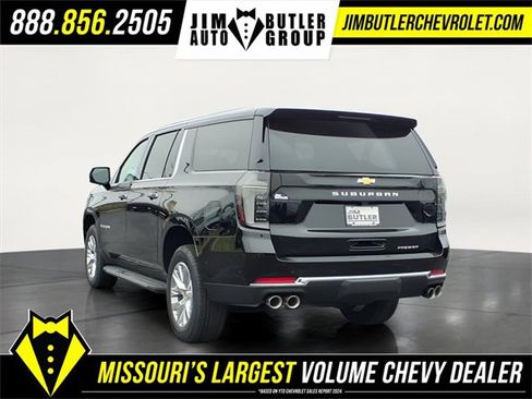 New 2026 Chevrolet Suburban Premier image 2