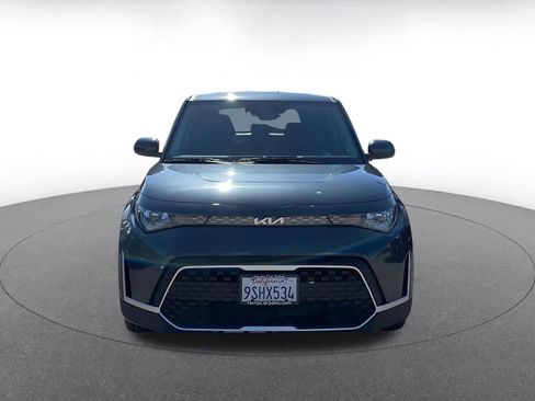 Used 2025 Kia Soul LX w/ LX Technology Package image 3
