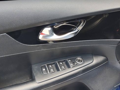 Used 2021 Kia Forte EX FWD image 12
