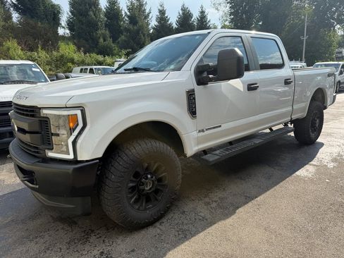 Used 2017 Ford F250 XL AWD/4WD image 6