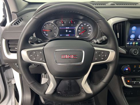 Used 2023 GMC Terrain SLT AWD/4WD image 26