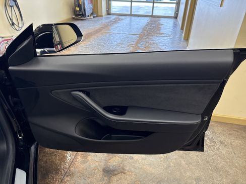 Used 2019 Tesla Model 3 Standard Range Plus image 15