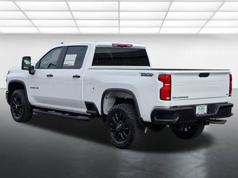 New 2026 Chevrolet Silverado 3500 LT w/ Trail Boss Package image 16