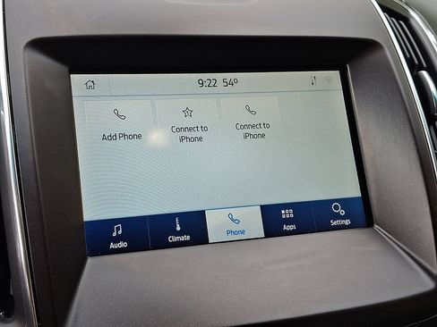 Used 2020 Ford Edge Titanium AWD/4WD image 17