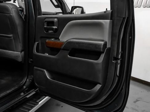 Used 2018 GMC Sierra 1500 SLT AWD/4WD image 58