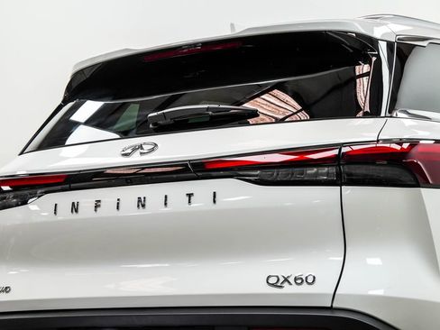 Used 2025 INFINITI QX60 Luxe AWD/4WD image 13