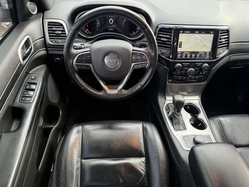 Used 2019 Jeep Grand Cherokee Limited image 15