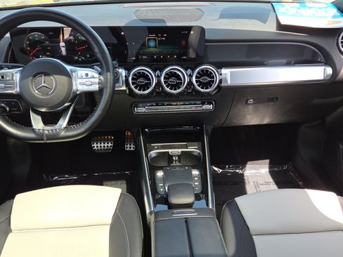 Certified 2023 Mercedes-Benz GLB 250 image 13