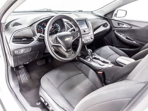 Used 2016 Chevrolet Malibu LT image 24