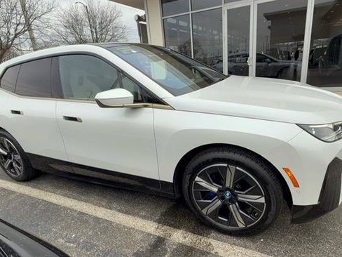 Certified 2023 BMW iX xDrive50 w/ Premium Package image 2