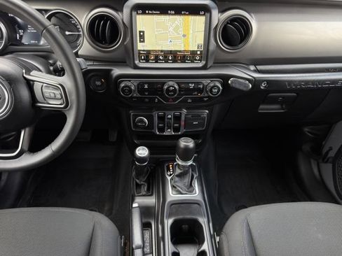 Used 2023 Jeep Wrangler Unlimited w/ Sun & Screen Package AWD/4WD image 16
