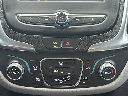 Used 2024 Chevrolet Equinox LS w/ LS Convenience Package FWD image 25