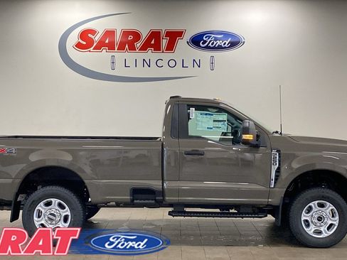 New 2026 Ford F250 XLT w/ FX4 Off-Road Package AWD/4WD image 1