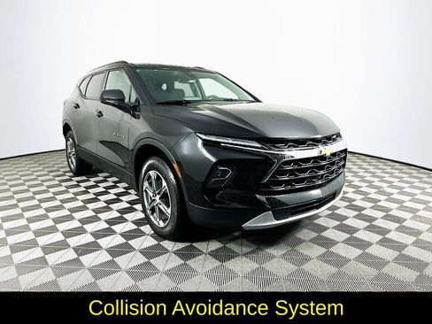 Used 2024 Chevrolet Blazer LT w/ Convenience Package image 3