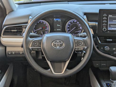 Used 2022 Toyota Camry LE FWD image 23