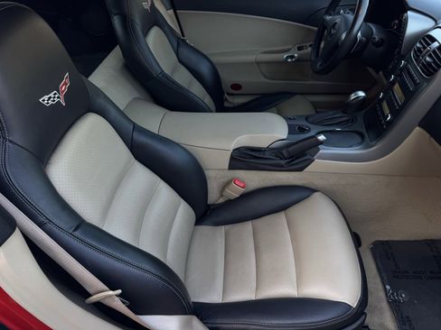 Used 2007 Chevrolet Corvette Coupe w/ Preferred Equipment Group image 18