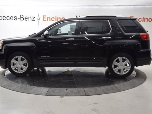 Used 2017 GMC Terrain SLT FWD image 3