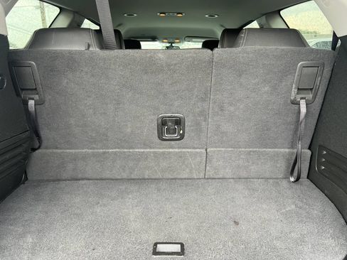 Used 2017 Chevrolet Traverse LT FWD image 23