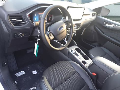 Used 2025 Ford Escape PHEV image 18