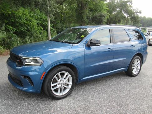 Used 2024 Dodge Durango GT RWD image 4