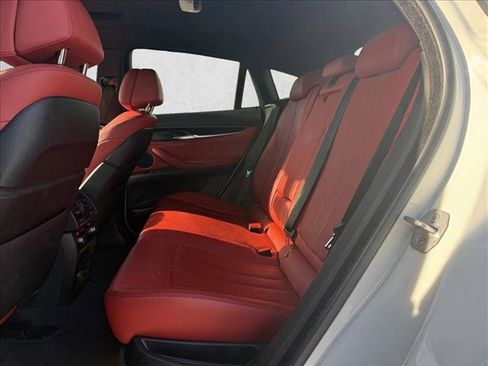 Used 2018 BMW X6 sDrive35i w/ Premium Package image 18