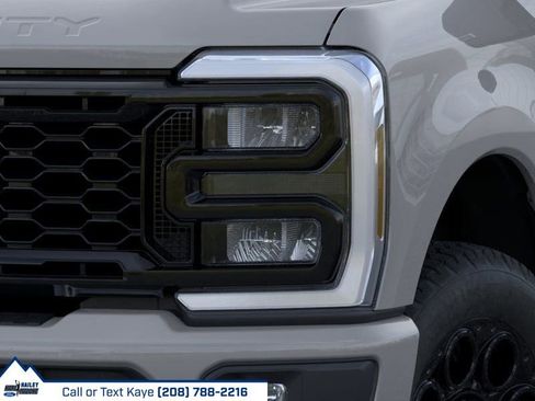 New 2026 Ford F350 Lariat w/ Black Appearance Package image 47