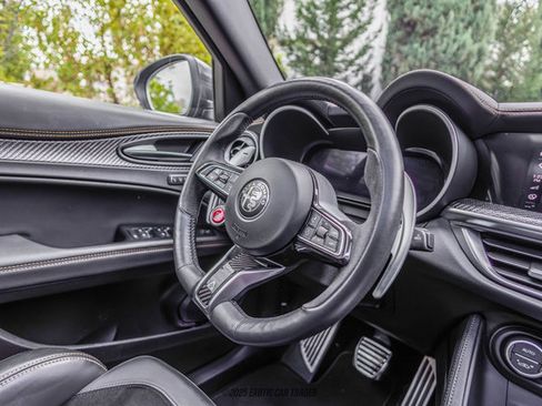 Used 2024 Alfa Romeo Stelvio Quadrifoglio w/ Quick Order Package 25A 100th image 33