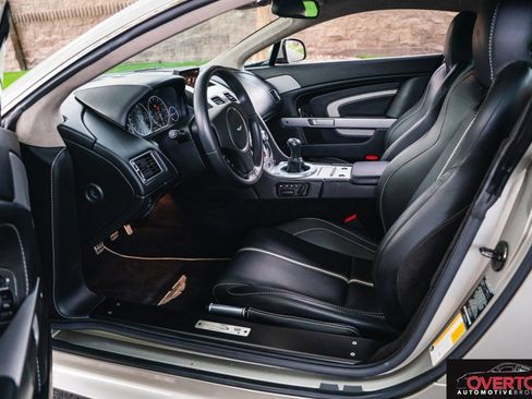 Used 2017 Aston Martin V12 Vantage S image 19