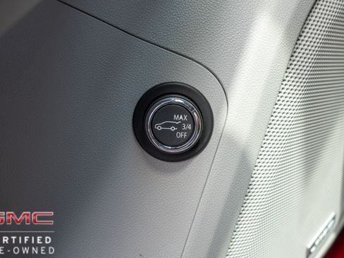 Used 2020 GMC Acadia SLT w/ Premium Package FWD image 30