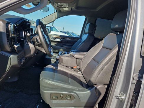 Used 2025 Chevrolet Silverado 1500 LT w/ Leather Package RWD image 19