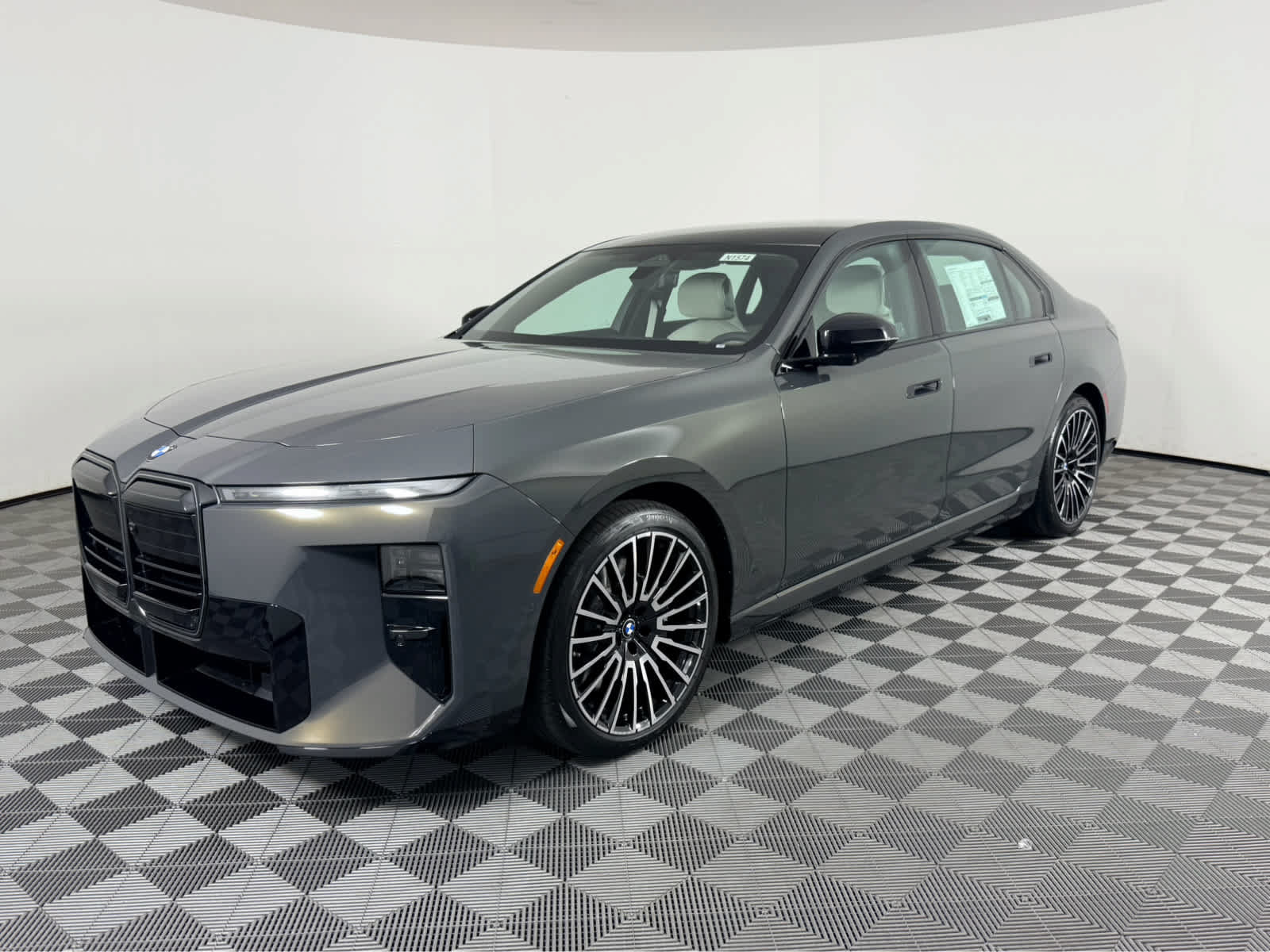 New 2027 BMW 740i w/ Executive Package RWD image 7