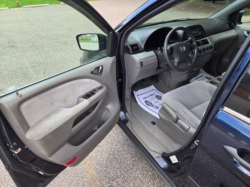 Used 2008 Honda Odyssey LX image 17