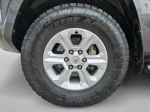 Used 2022 Toyota 4Runner SR5 Premium w/ Moonroof Package RWD image 24
