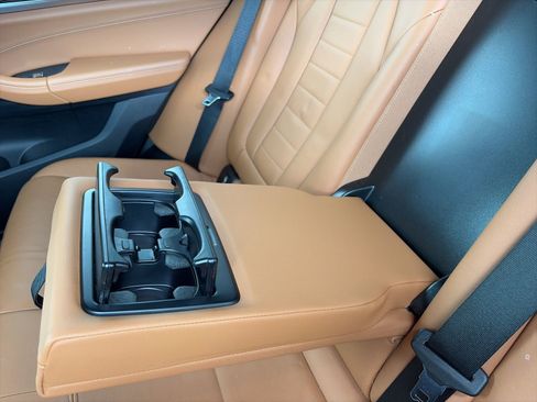 Used 2021 BMW X3 xDrive30i w/ Executive Package image 11