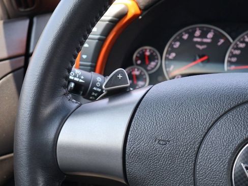 Used 2007 Chevrolet Corvette Convertible w/ Preferred Equipment Group RWD image 17