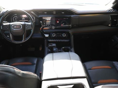 Used 2025 GMC Sierra 1500 AT4 AWD/4WD image 11