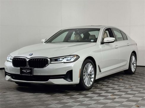 Used 2023 BMW 530i xDrive w/ Convenience Package image 7