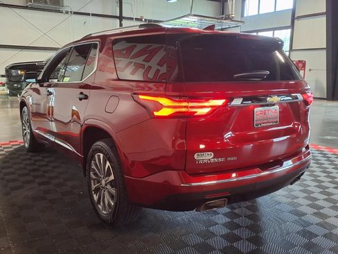 Used 2023 Chevrolet Traverse Premier AWD/4WD image 5