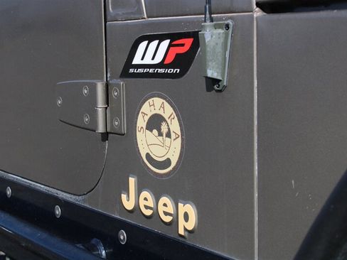 Used 1988 Jeep Wrangler Sahara AWD/4WD image 34