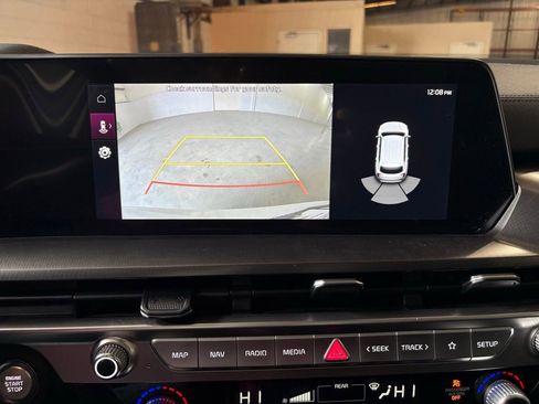 Used 2025 Kia Telluride S image 34