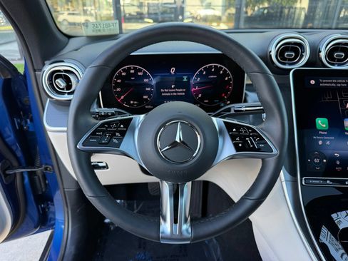 Used 2026 Mercedes-Benz GLC 300 image 30