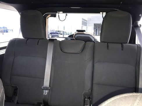 Used 2022 Jeep Wrangler Unlimited Sport image 21