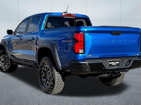 Used 2024 Chevrolet Colorado ZR2 w/ ZR2 Convenience Package III image 12