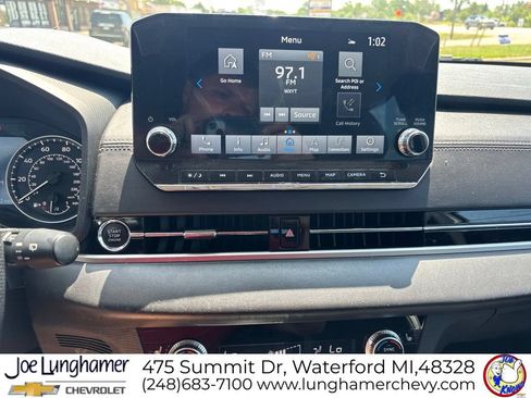 Used 2023 Mitsubishi Outlander SE FWD image 13