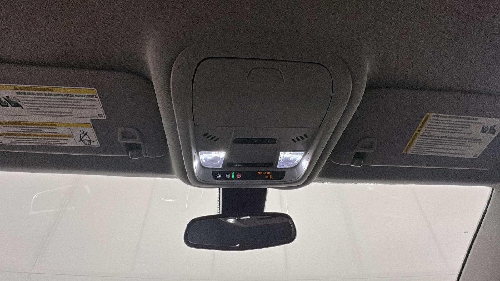 Used 2022 Chevrolet Equinox Premier AWD/4WD image 31
