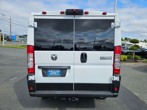 New 2025 RAM ProMaster 1500 w/ Quick Order Package 22G SLT image 4