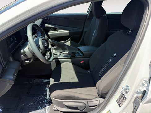 Certified 2026 Hyundai Elantra Sport FWD image 10