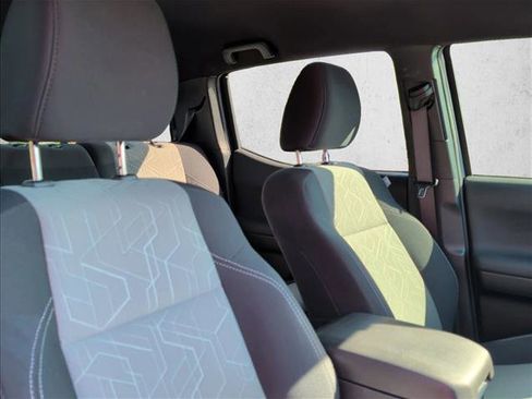 Used 2022 Toyota Tacoma TRD Sport w/ Technology Package RWD image 22