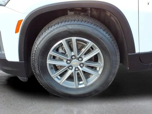 Used 2023 Chevrolet Traverse LT w/ LPO, Floor Liner Package AWD/4WD image 10